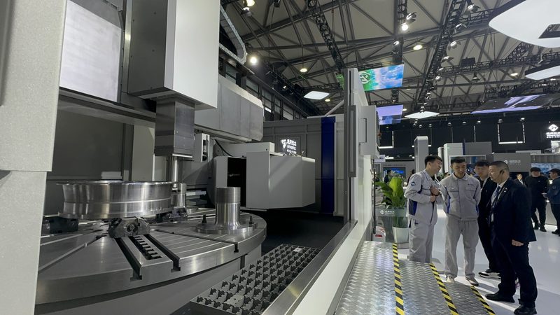 卧式加工中心：揭秘其核心参数与品牌选择